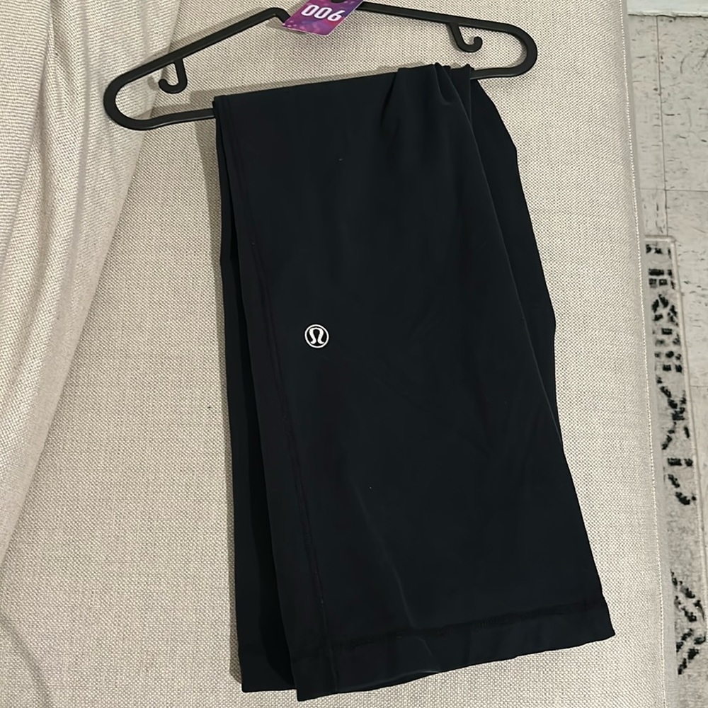Lululemon size 10 low rise flare leggings EUC